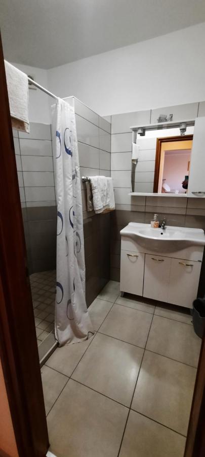 Bastya Apartmanhaz シャールヴァール エクステリア 写真