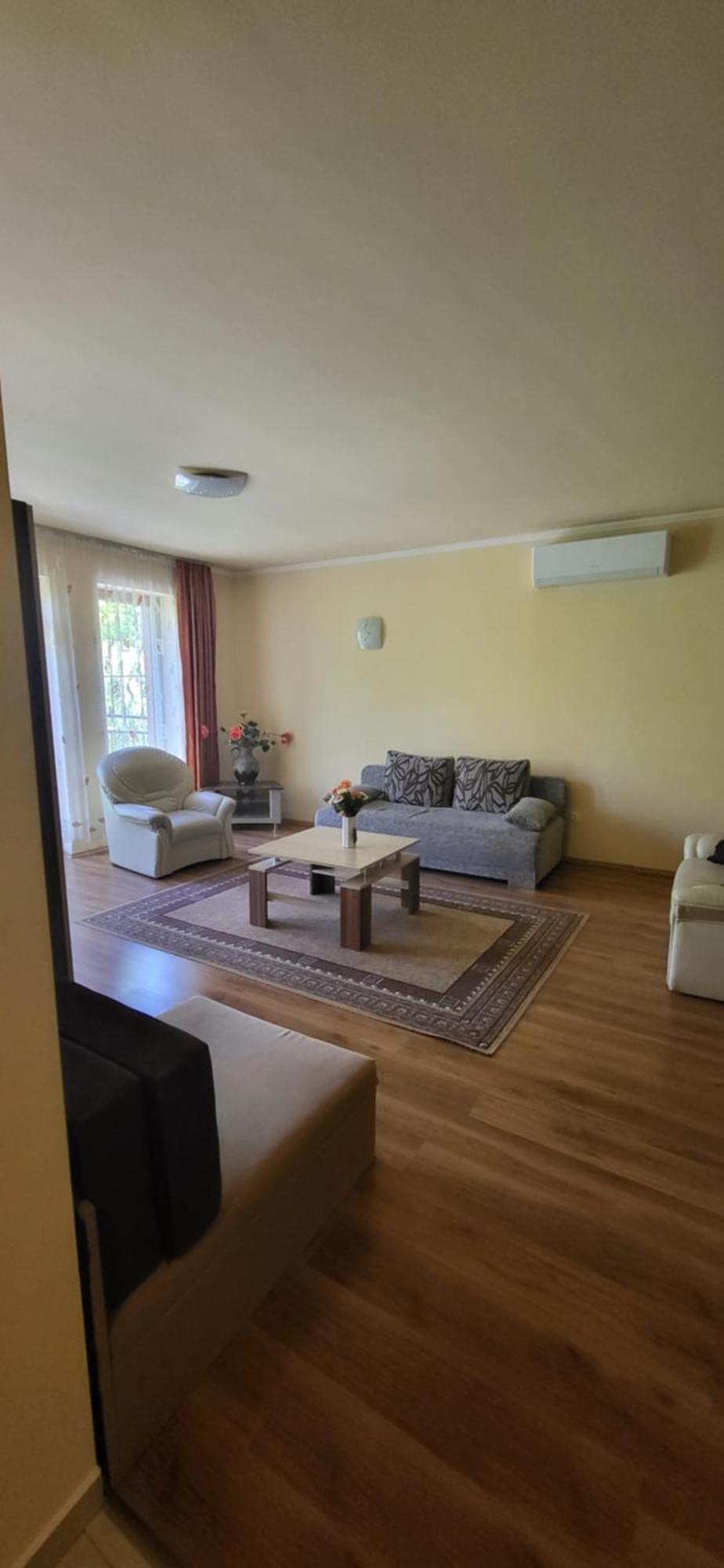 Bastya Apartmanhaz シャールヴァール エクステリア 写真