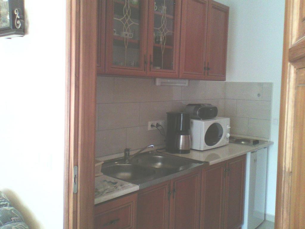 Bastya Apartmanhaz シャールヴァール エクステリア 写真